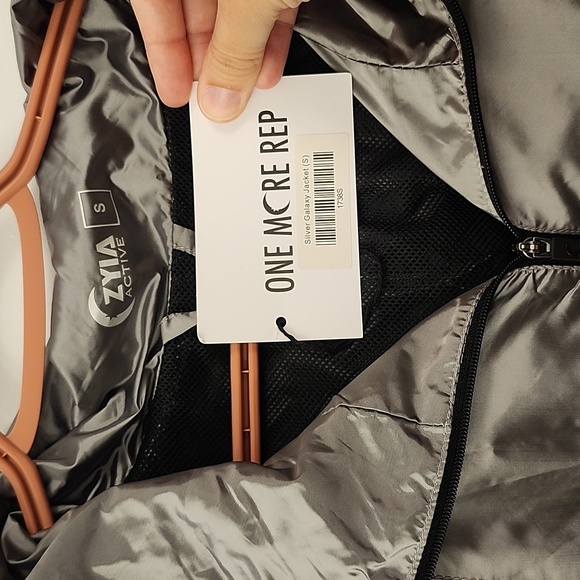 NWT Zyia active silver galaxy full zip hooded jacket size S - Picture 2 of 8